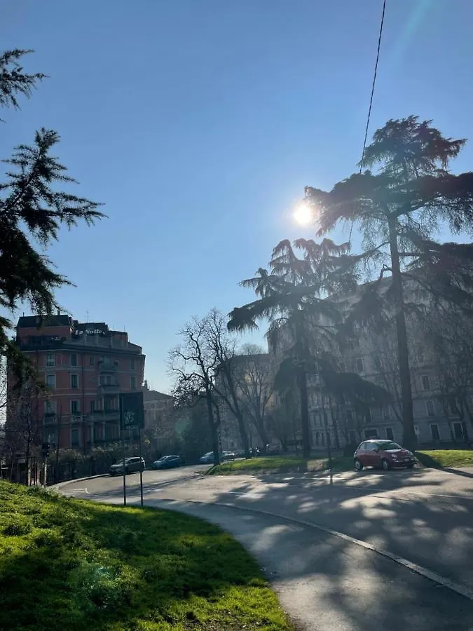 Deliziosa Stanza Nel Cuore Di Milano 0*, Milan